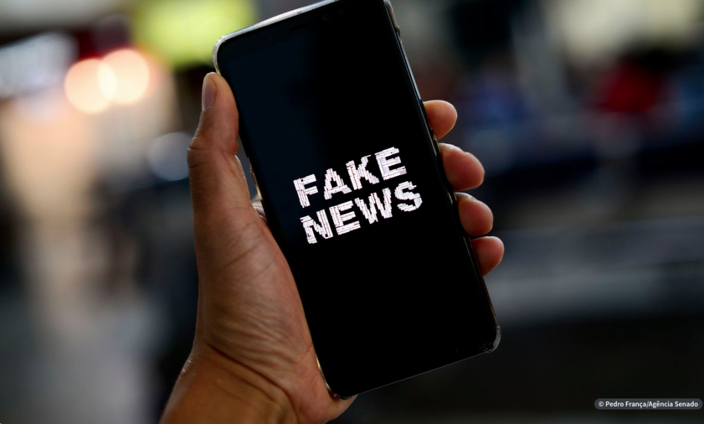 Combater disseminação de fake news é desafio para o Brasil e o mundo