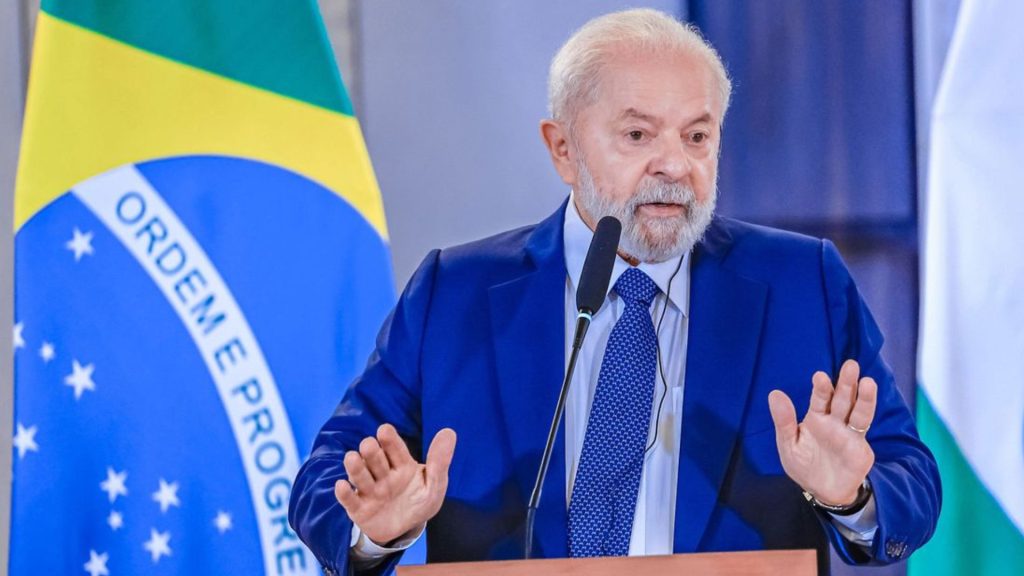 Lula sanciona, com veto, projeto que proíbe saidinha de presos