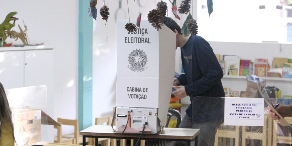 TSE vota regra para inteligência artificial nas eleições nesta terça
