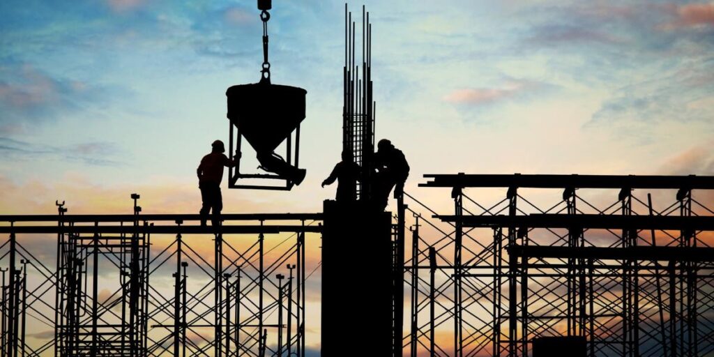 Minas tem quase 25 mil irregularidades em obras registradas em um ano