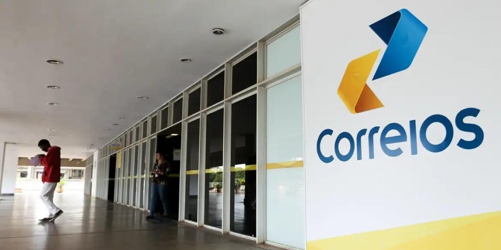 Correios atenderão a serviços da Caixa, como seguro-desemprego e FGTS