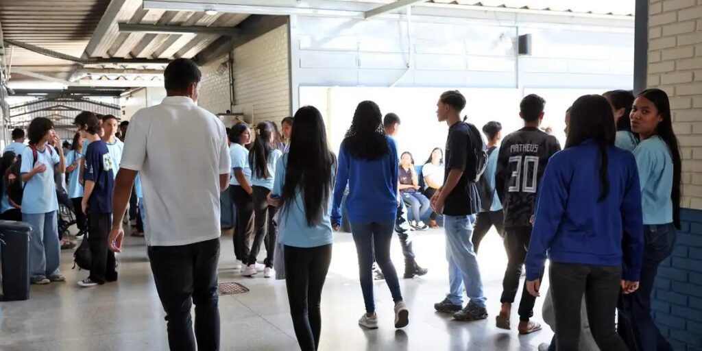 Pé-de-Meia: nascidos em julho e agosto recebem hoje parcela de R$ 200