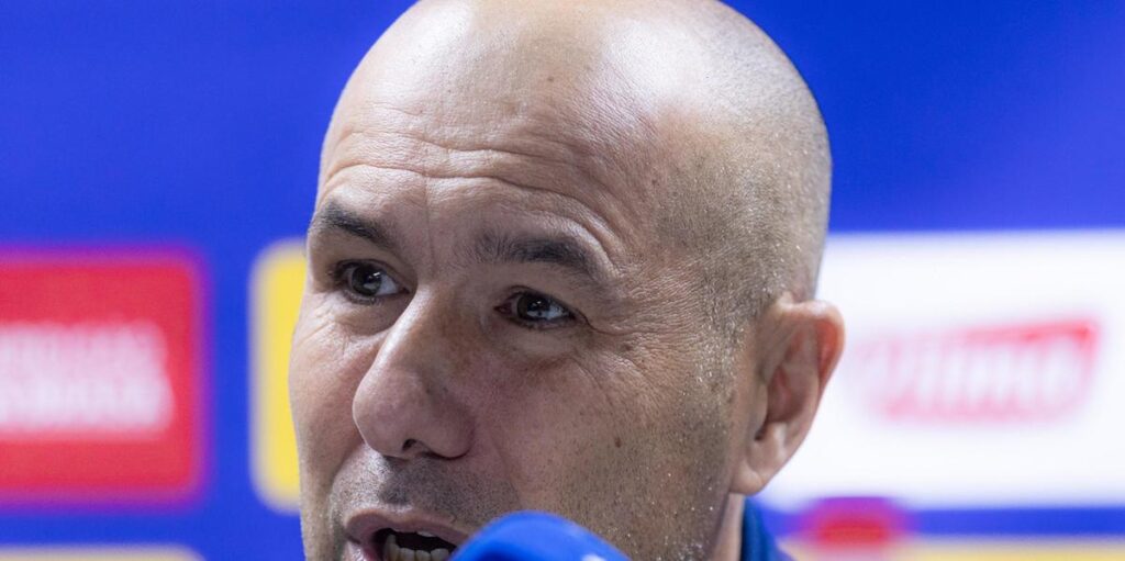 Leonardo Jardim não segue no comando do Cruzeiro em 2026