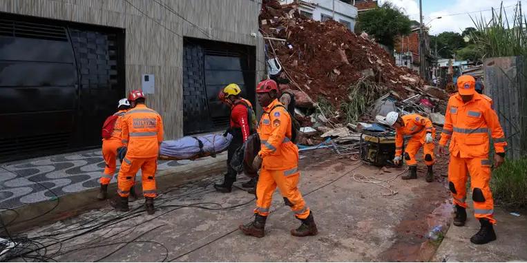 Tragédia na Zona da Mata: aumenta o número de mortos em Juiz de Fora e Ubá
