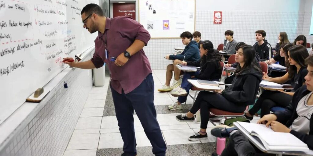 Fies 2026: pré-selecionados têm até quarta-feira para completar cadastro