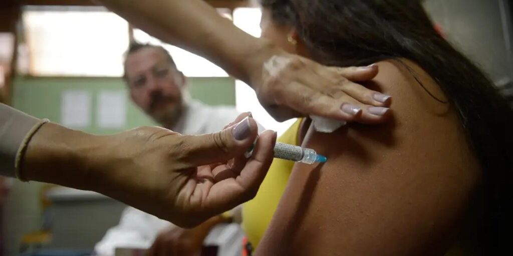 Vacinação contra HPV avança, mas mortes ainda preocupam