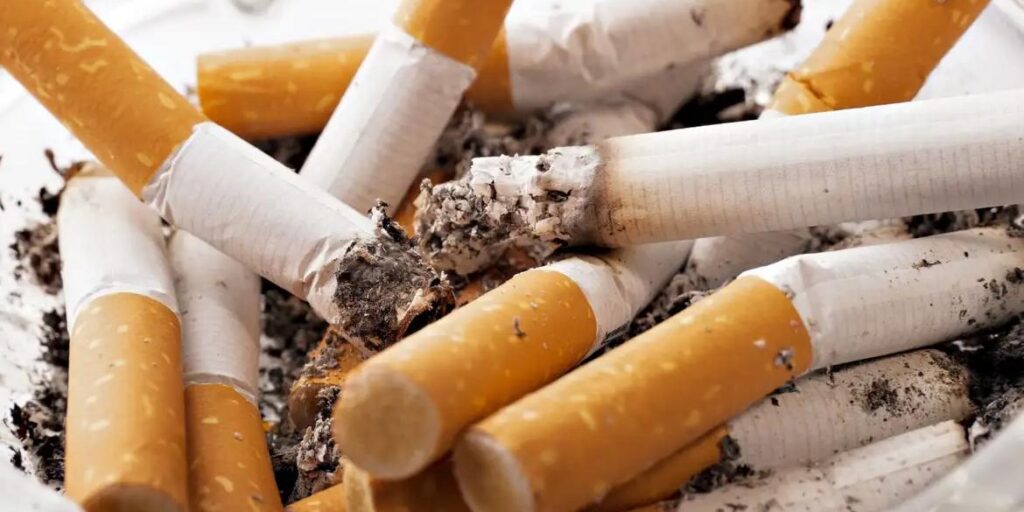 Governo eleva imposto do cigarro para bancar querosene e biodiesel