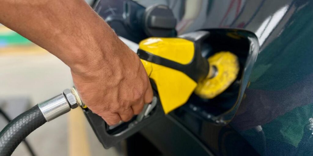 Petrobras anuncia reajuste nos preços da gasolina para as distribuidoras