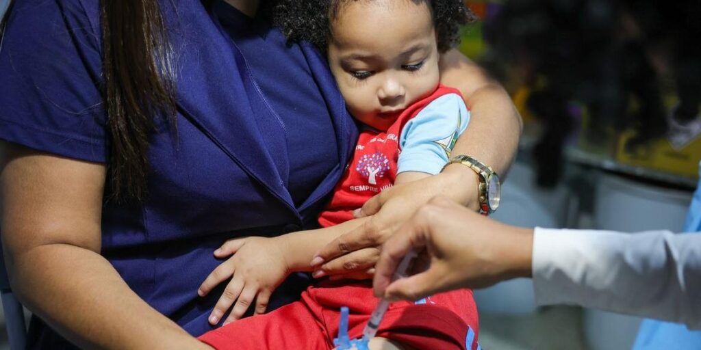Dose de reforço contra pólio aos 4 anos volta a ser incluída pelo SUS no calendário infantil